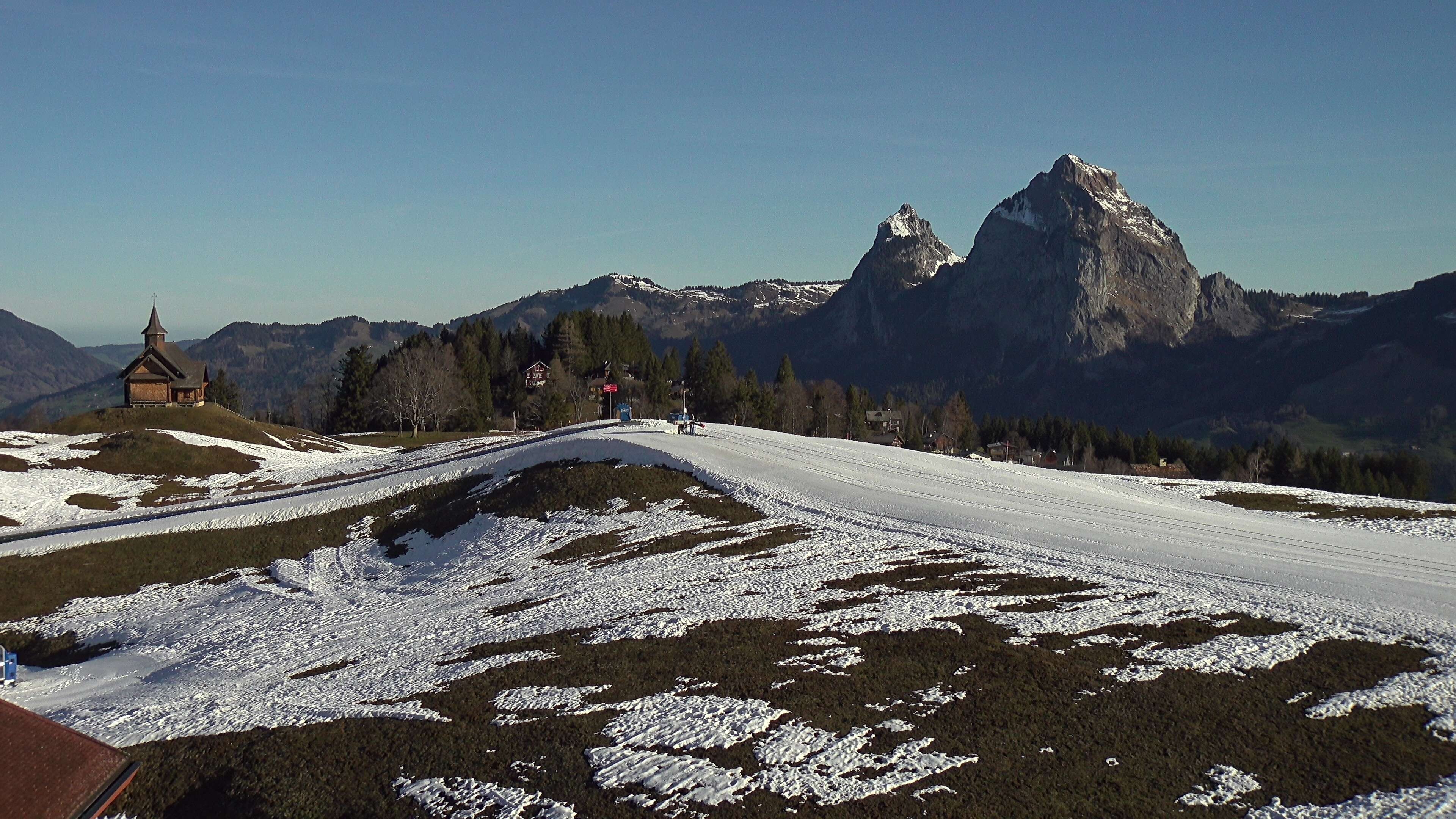 Archiv Foto Webcam Bergstation Standseilbahn Schwyz-Stoos, Vierwaldstättersee