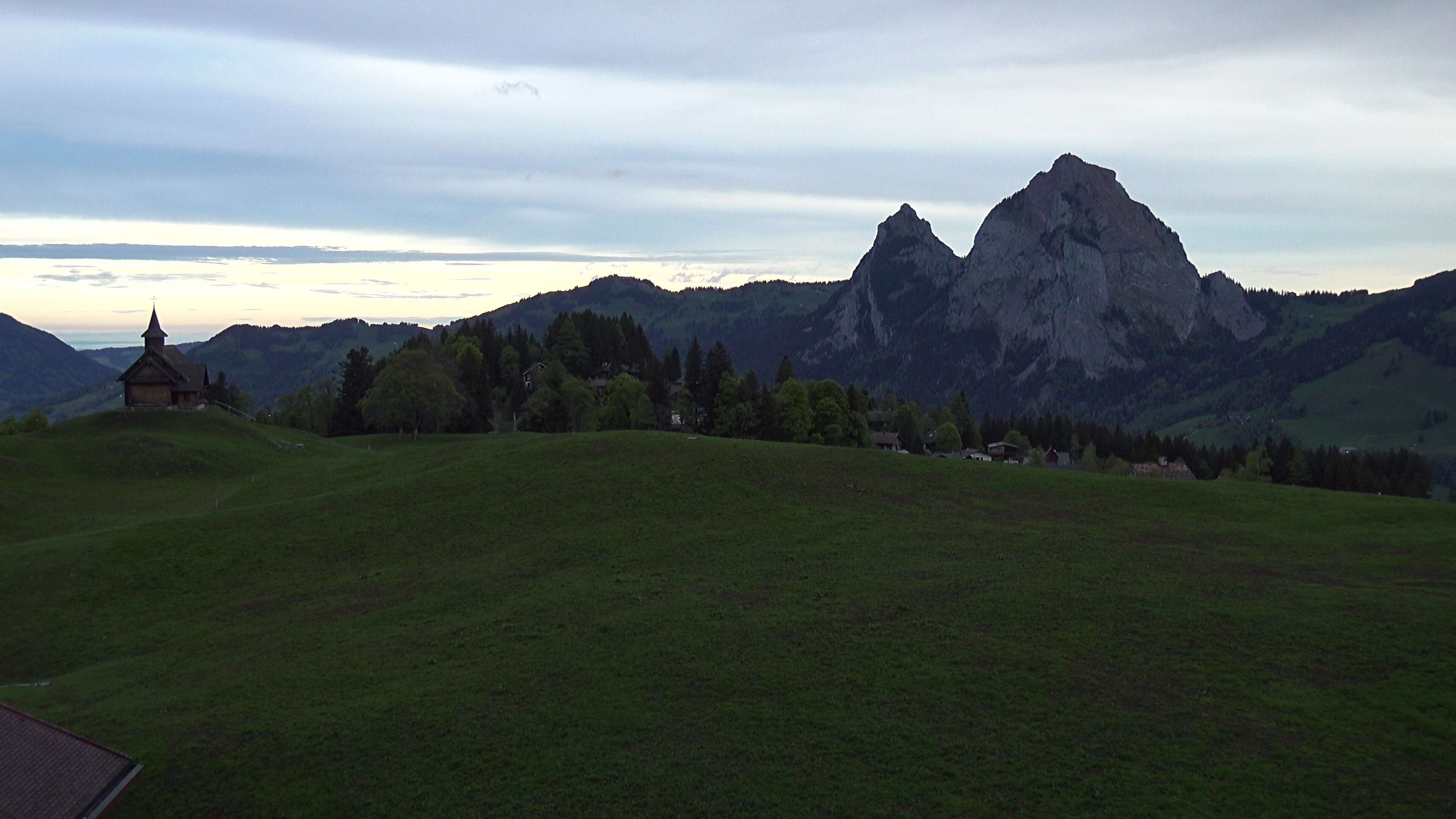 Archiv Foto Webcam Bergstation Standseilbahn Schwyz-Stoos, Vierwaldstättersee