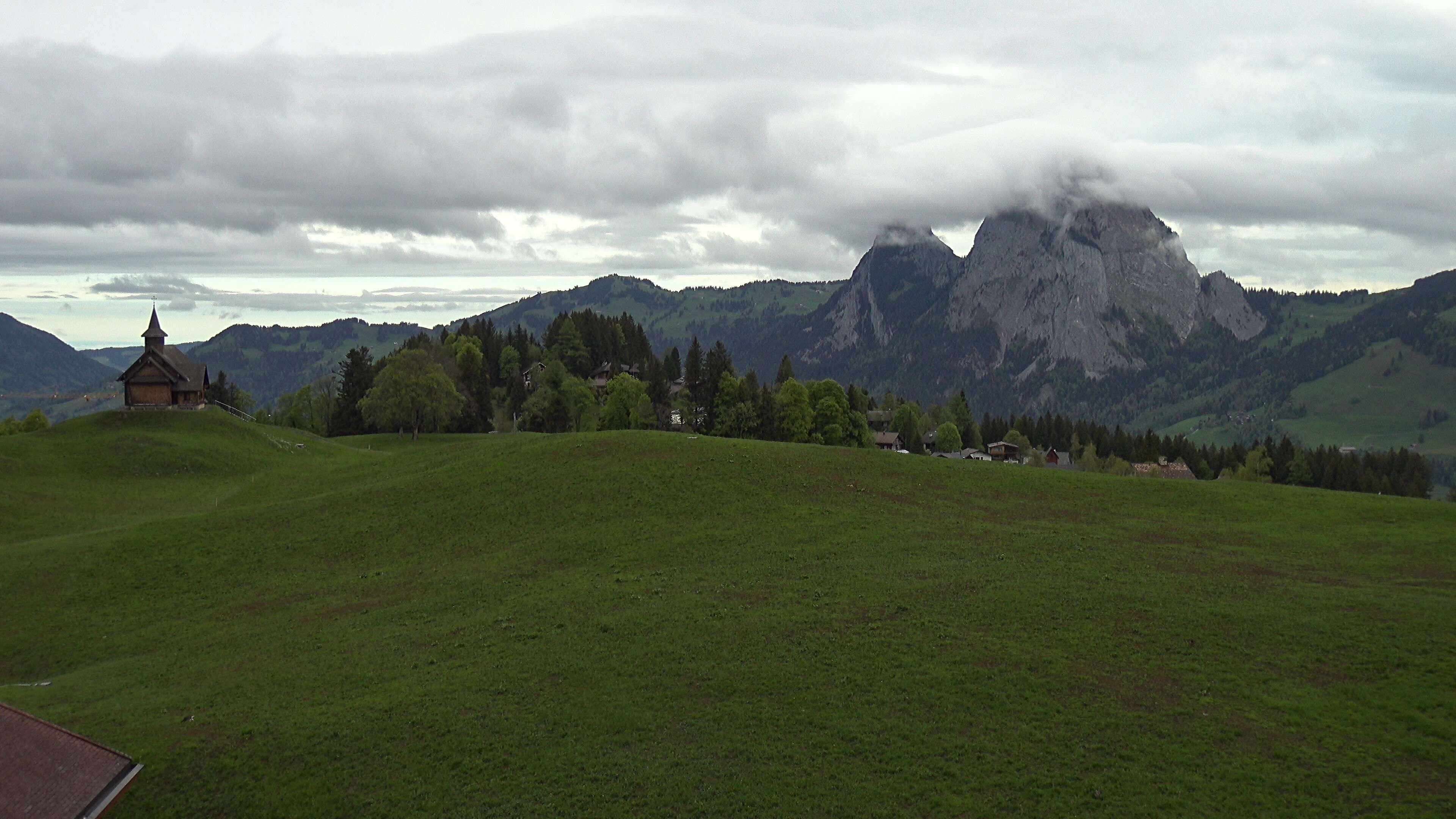 Archiv Foto Webcam Bergstation Standseilbahn Schwyz-Stoos, Vierwaldstättersee