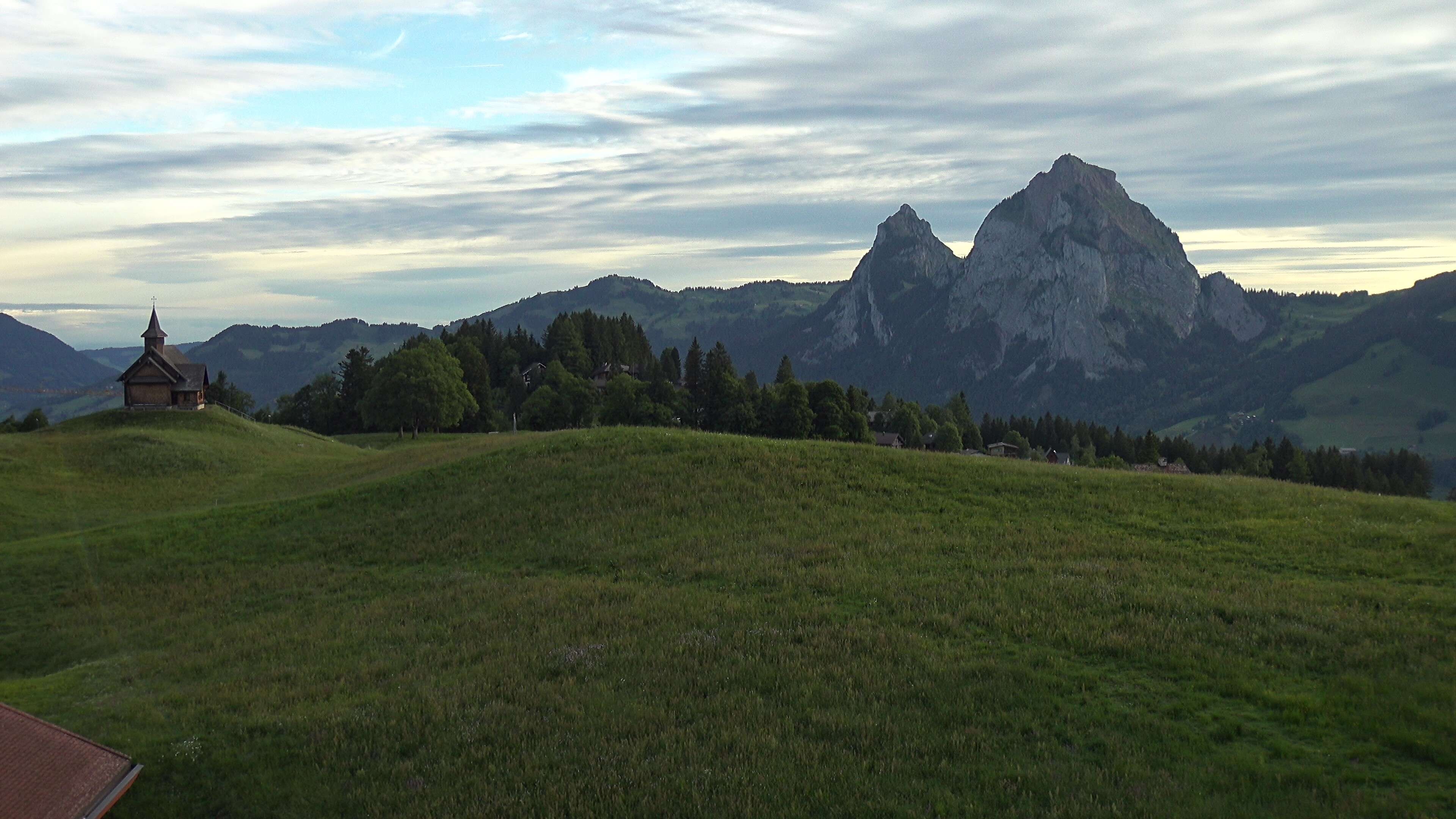 Archiv Foto Webcam Bergstation Standseilbahn Schwyz-Stoos, Vierwaldstättersee