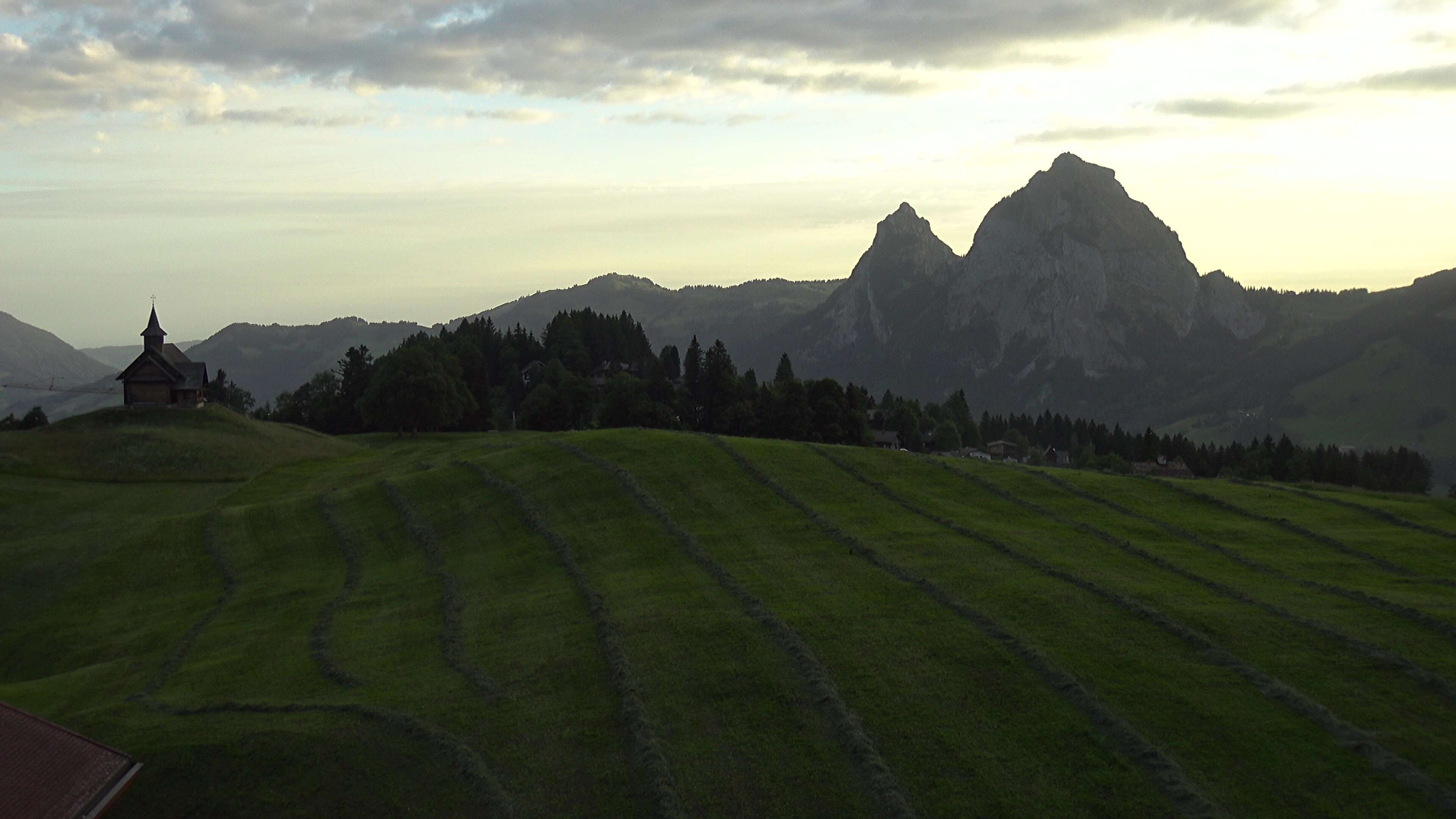Archiv Foto Webcam Bergstation Standseilbahn Schwyz-Stoos, Vierwaldstättersee