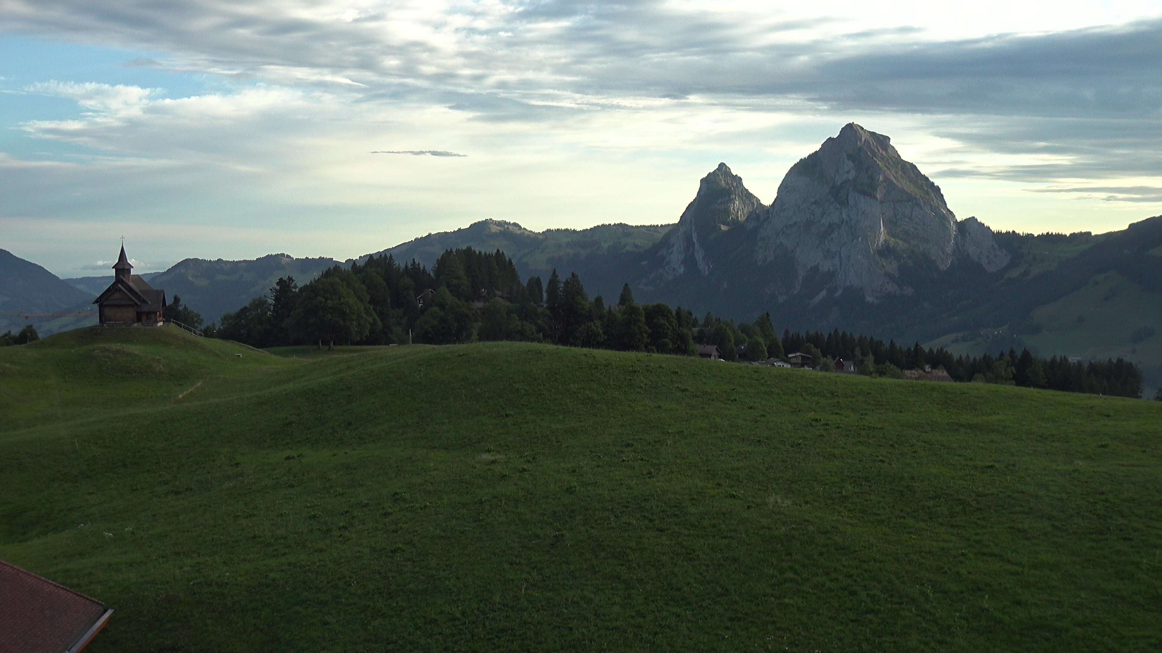 Archiv Foto Webcam Bergstation Standseilbahn Schwyz-Stoos, Vierwaldstättersee