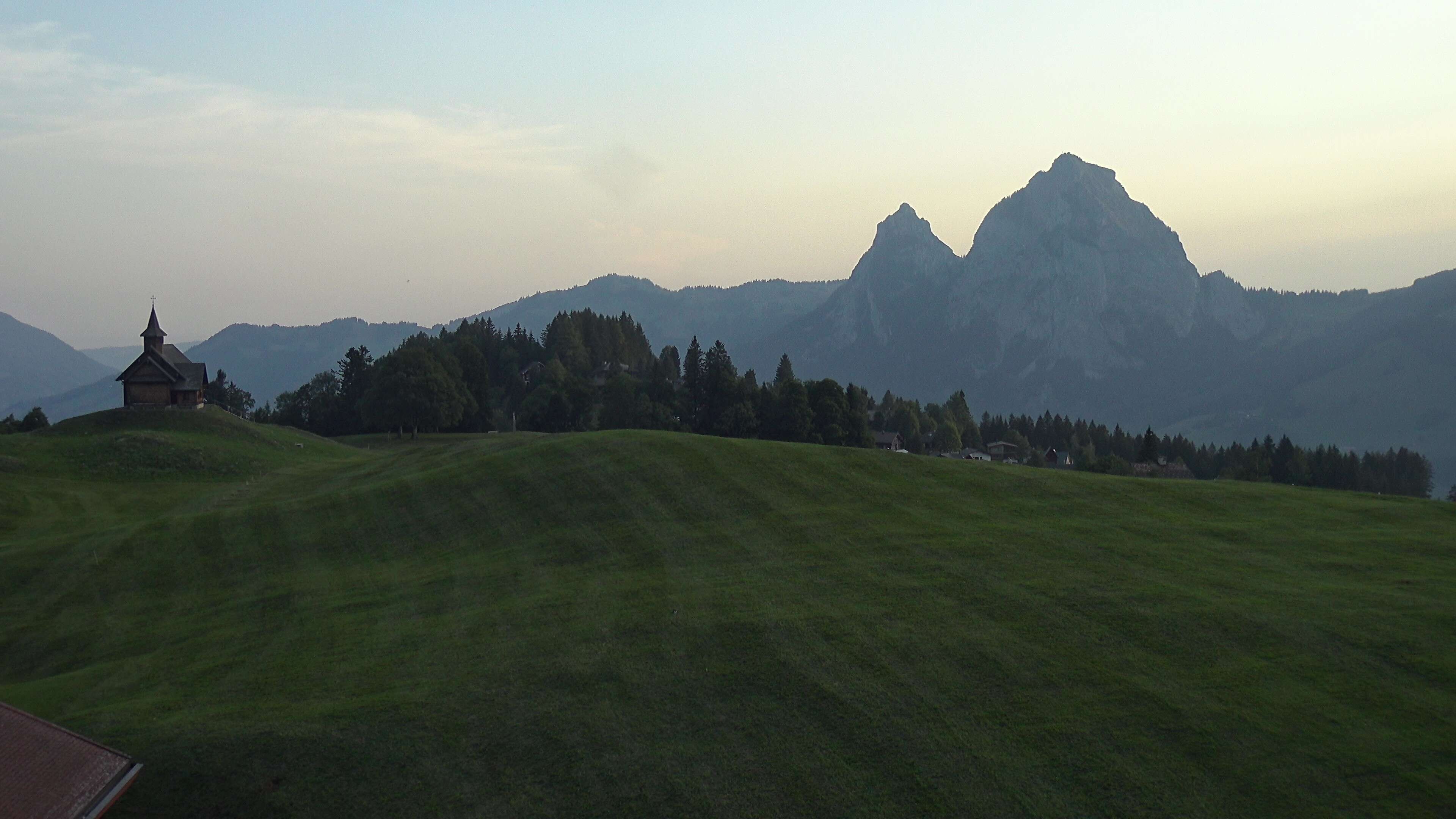 Archiv Foto Webcam Bergstation Standseilbahn Schwyz-Stoos, Vierwaldstättersee