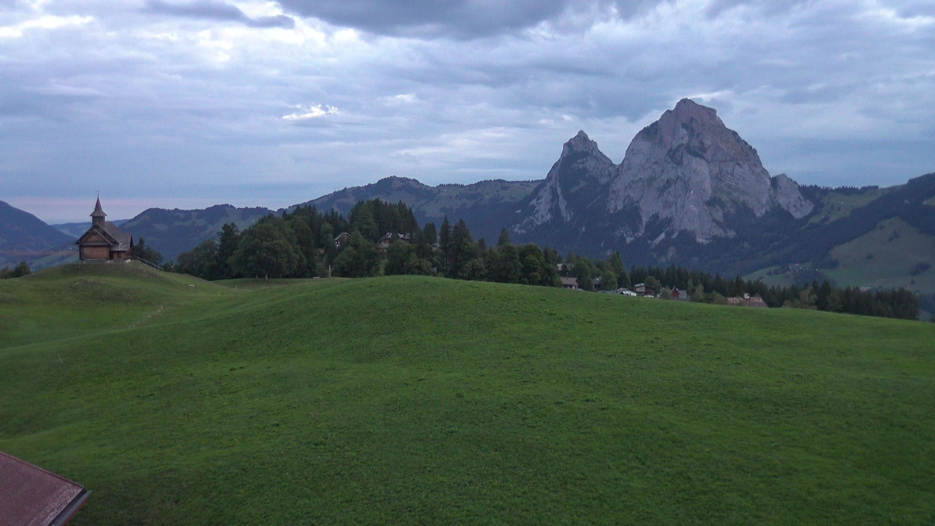 Archiv Foto Webcam Bergstation Standseilbahn Schwyz-Stoos, Vierwaldstättersee