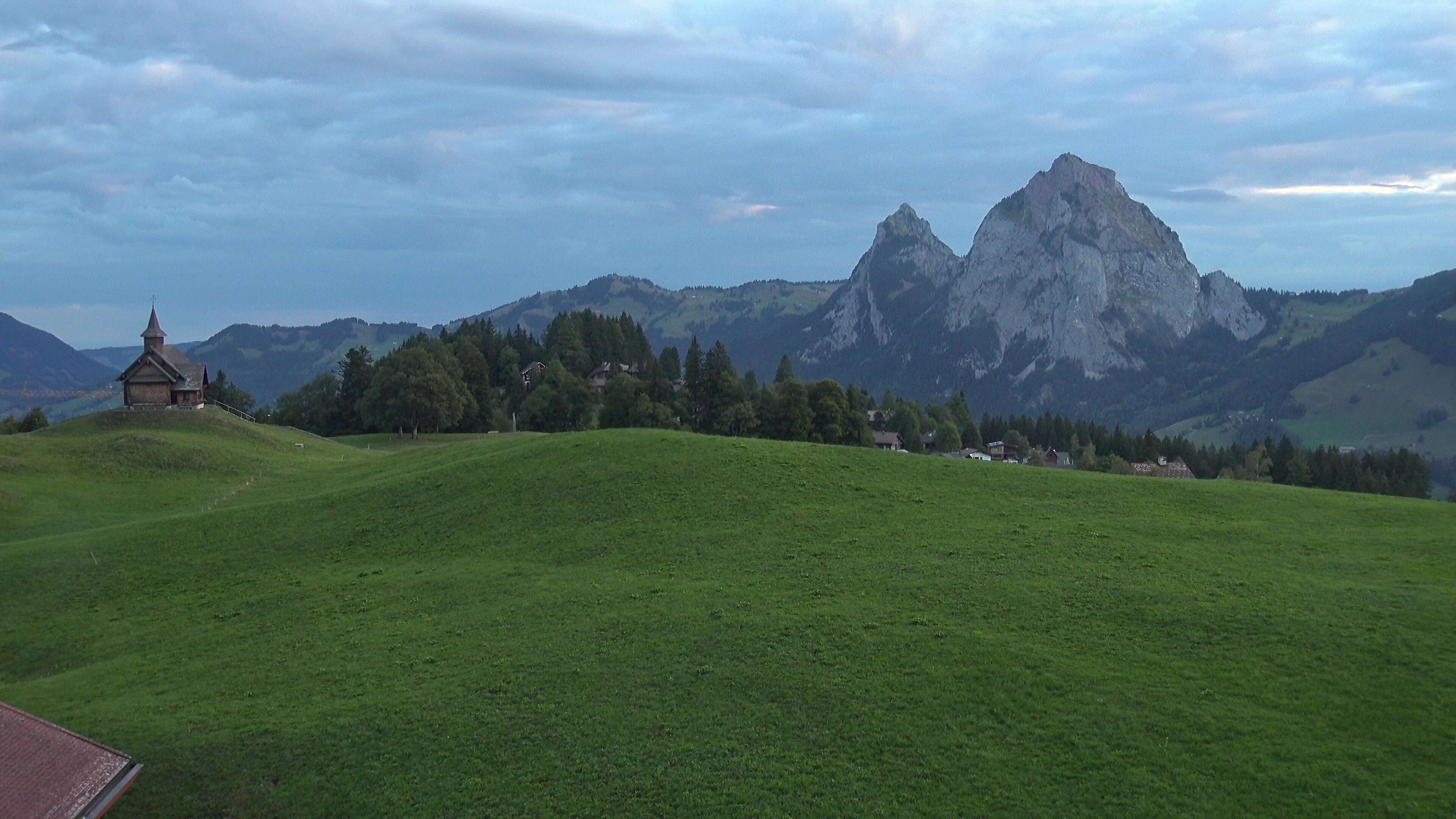 Archiv Foto Webcam Bergstation Standseilbahn Schwyz-Stoos, Vierwaldstättersee