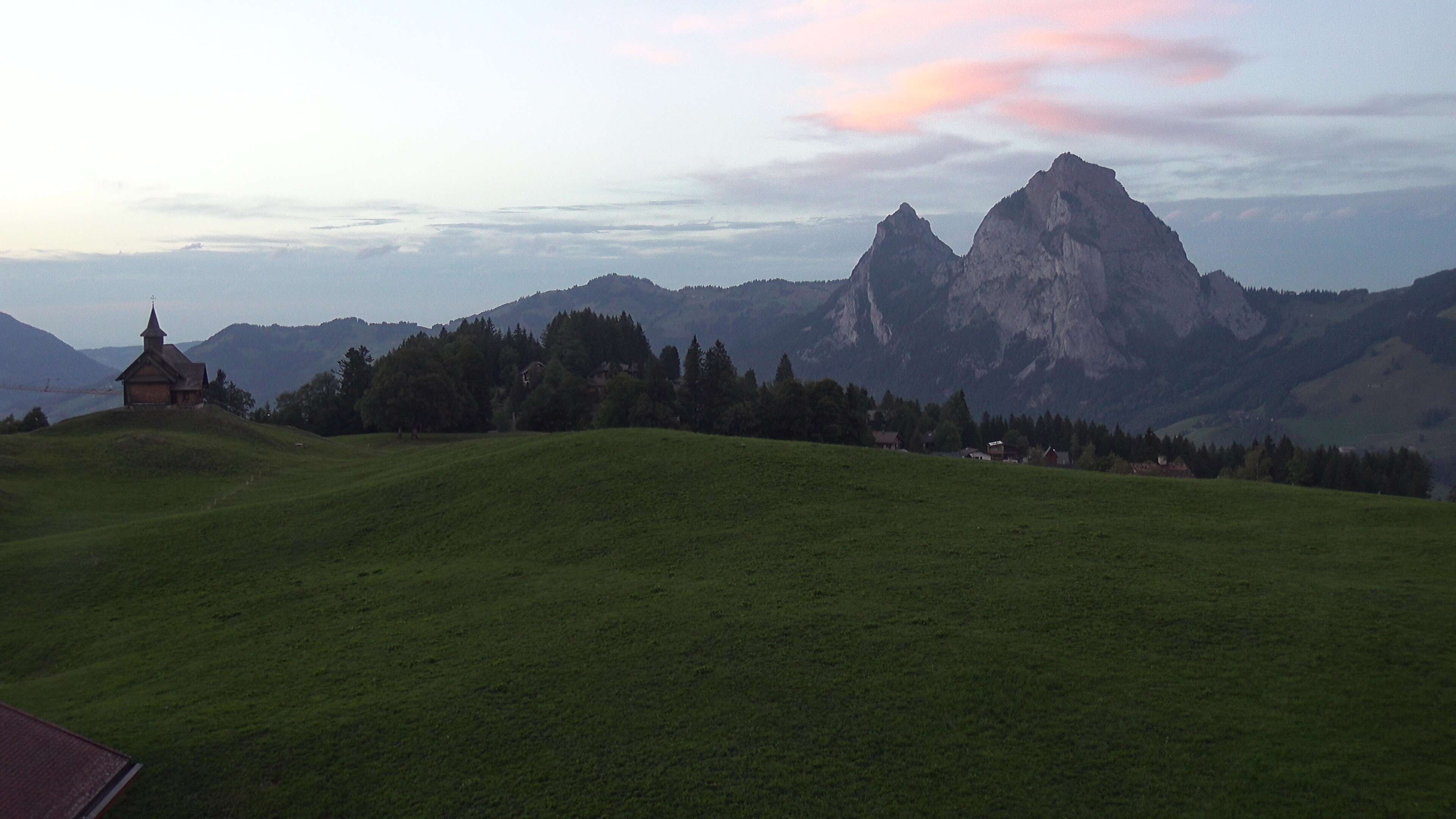 Archiv Foto Webcam Bergstation Standseilbahn Schwyz-Stoos, Vierwaldstättersee