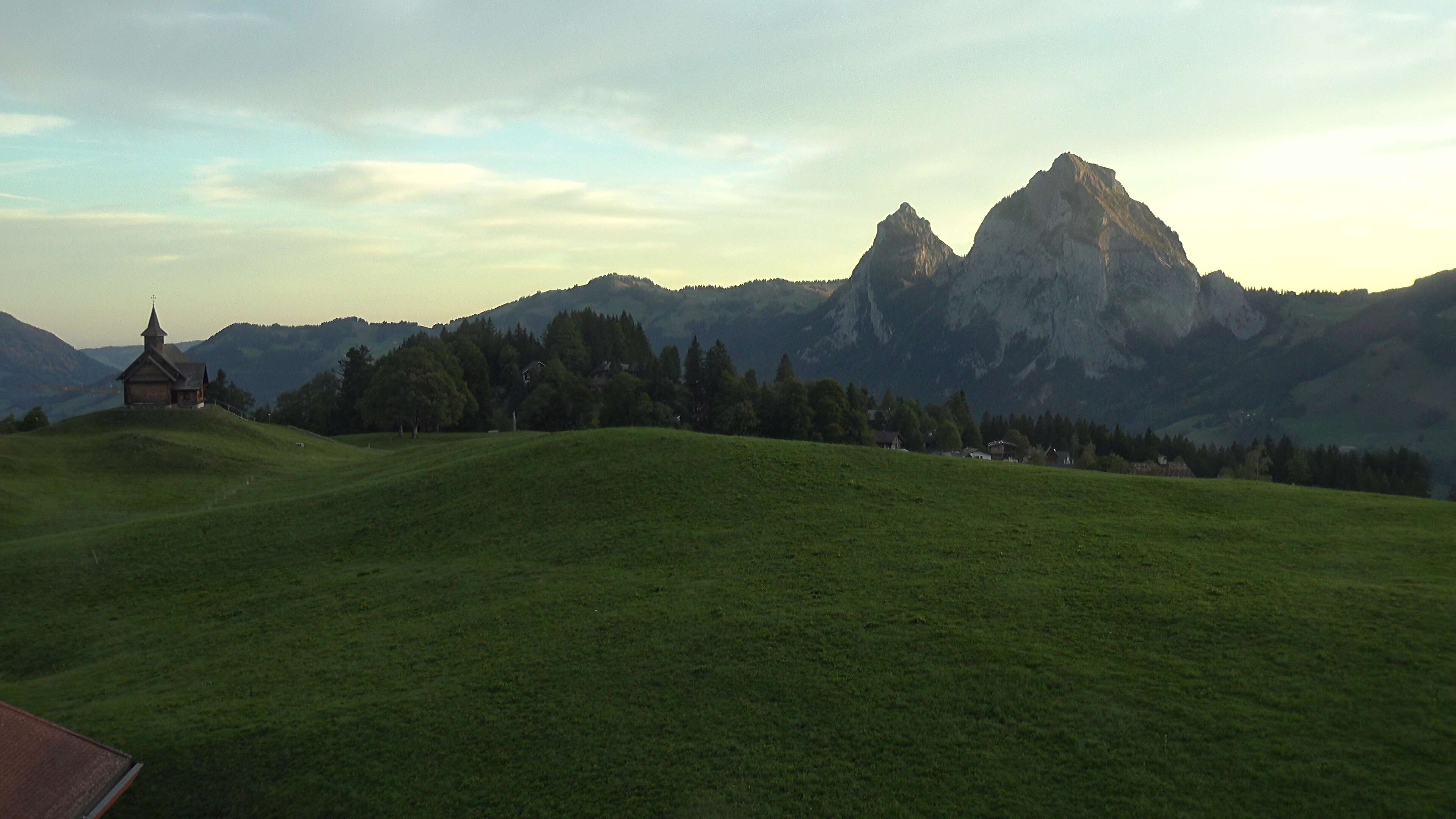 Archiv Foto Webcam Bergstation Standseilbahn Schwyz-Stoos, Vierwaldstättersee