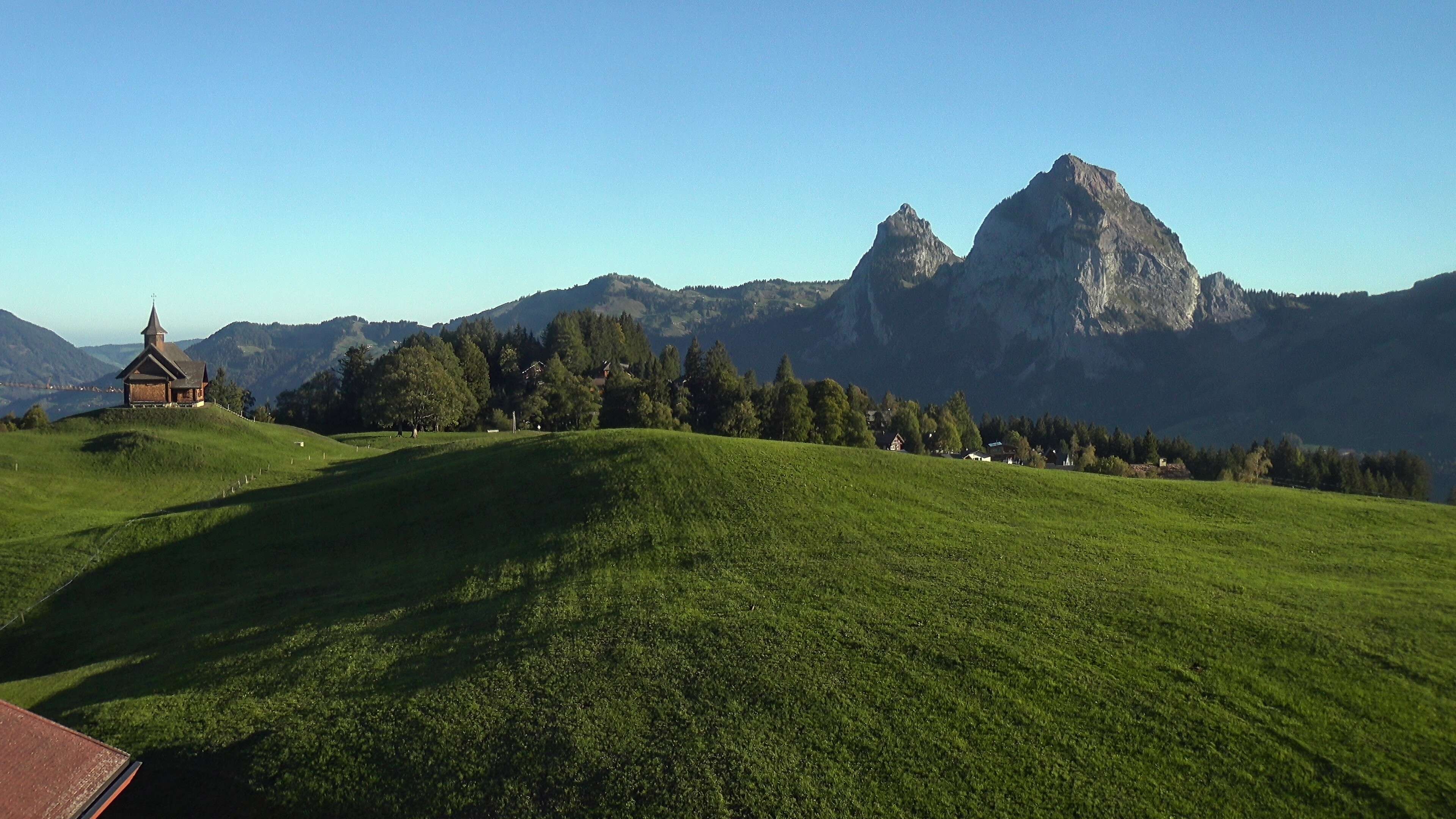 Archiv Foto Webcam Bergstation Standseilbahn Schwyz-Stoos, Vierwaldstättersee