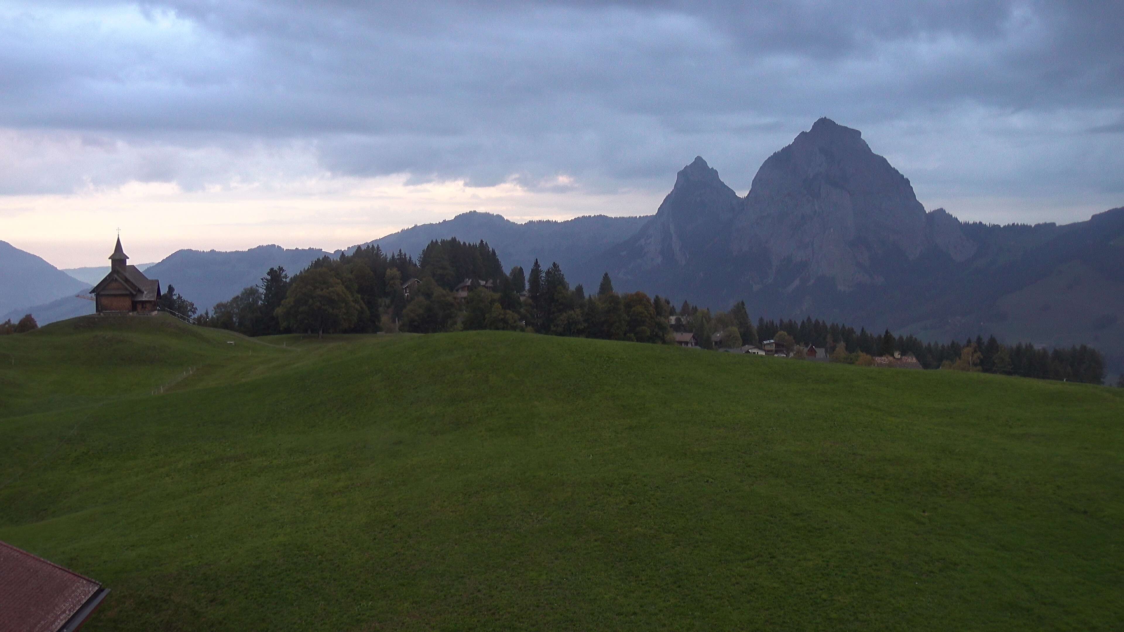 Archiv Foto Webcam Bergstation Standseilbahn Schwyz-Stoos, Vierwaldstättersee