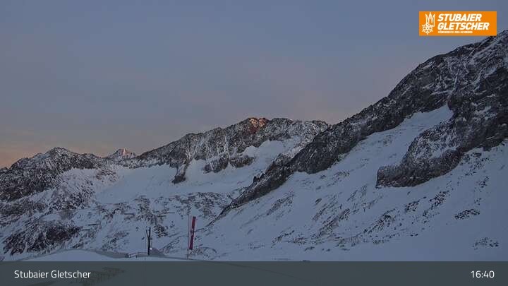 Archiv Foto Webcam Stubaier Gletscher: Eisgrat Bergstation