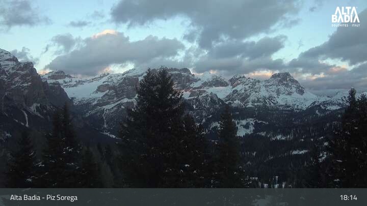 Archiv Foto Webcam Piz Sorega