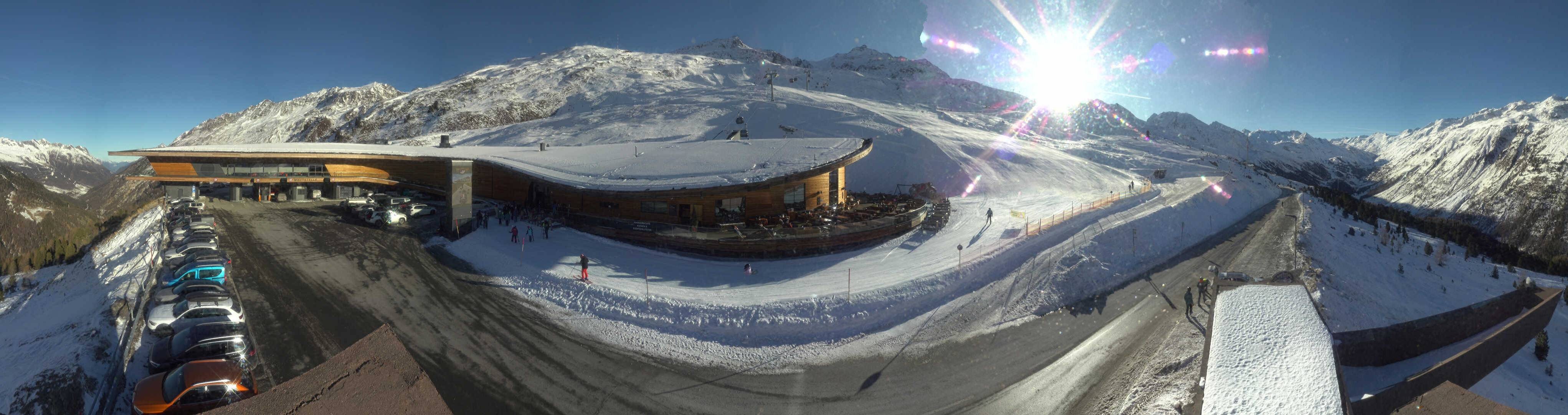 Archiv Foto Webcam Timmelsjoch: Mautstation Top Mountain Crosspoint
