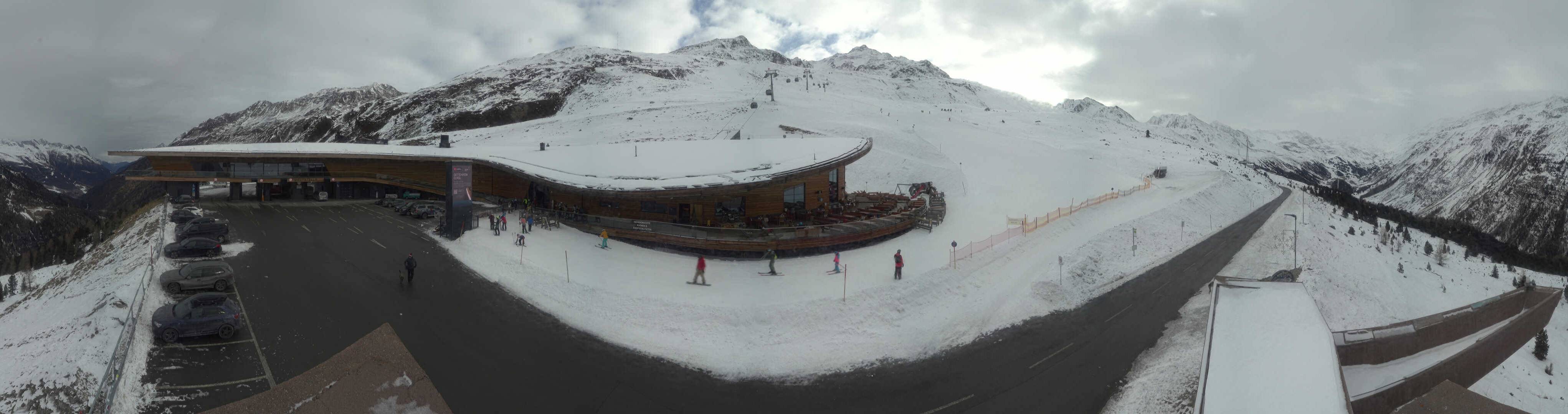 Archiv Foto Webcam Timmelsjoch: Mautstation Top Mountain Crosspoint