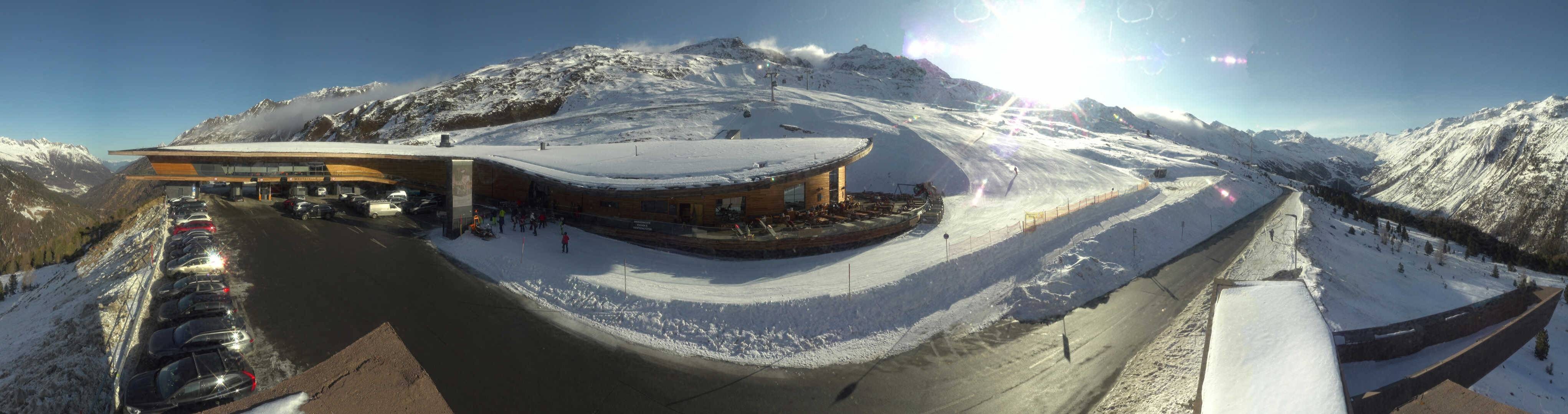 Archiv Foto Webcam Timmelsjoch: Mautstation Top Mountain Crosspoint