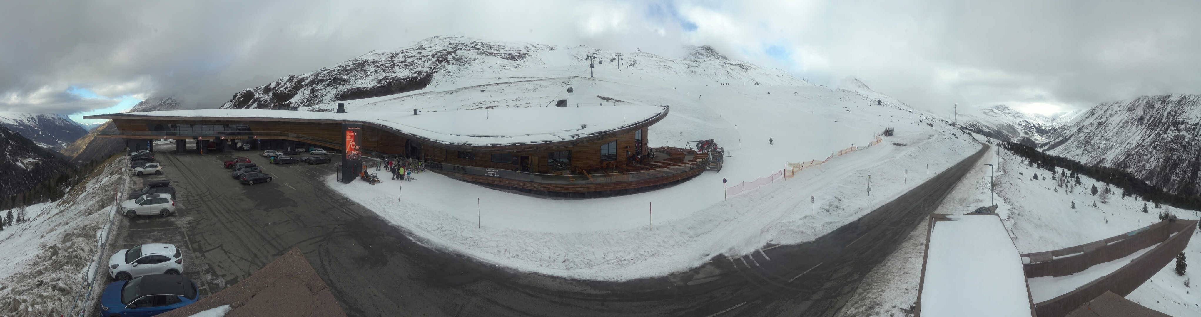 Archiv Foto Webcam Timmelsjoch: Mautstation Top Mountain Crosspoint