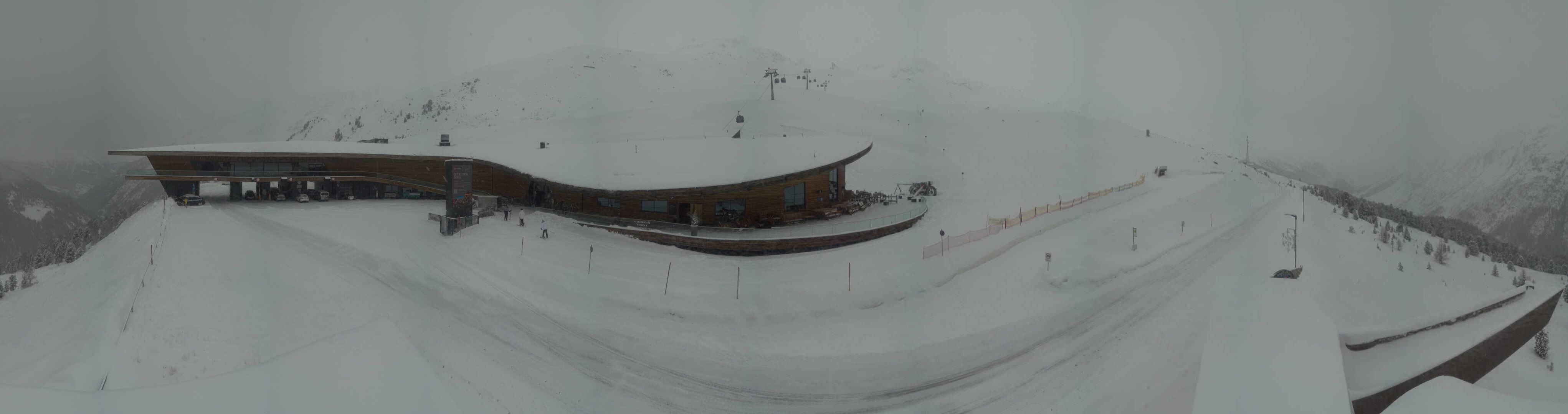 Archiv Foto Webcam Timmelsjoch: Mautstation Top Mountain Crosspoint