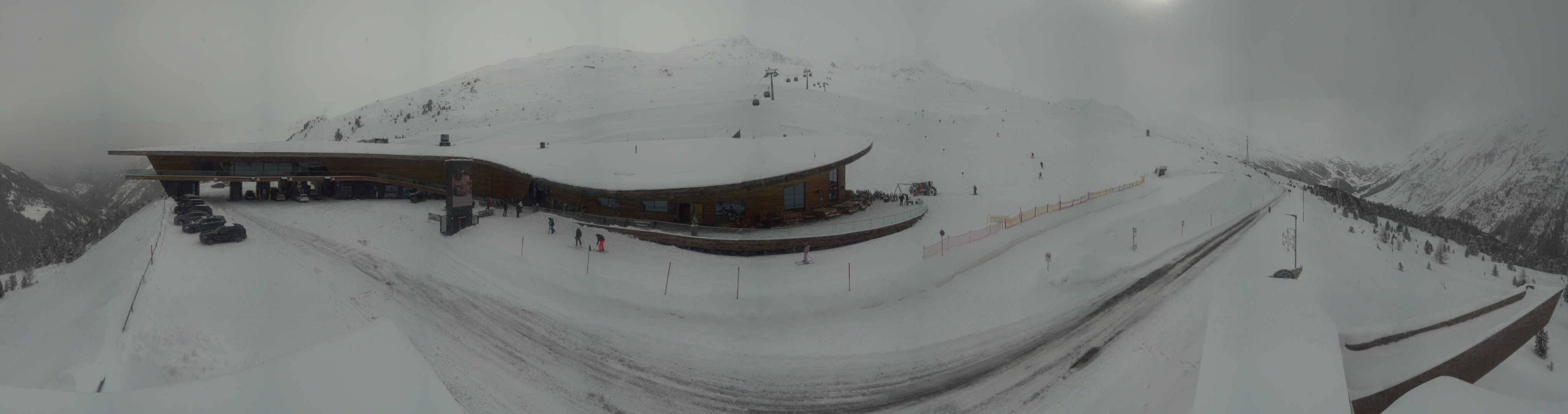 Archiv Foto Webcam Timmelsjoch: Mautstation Top Mountain Crosspoint