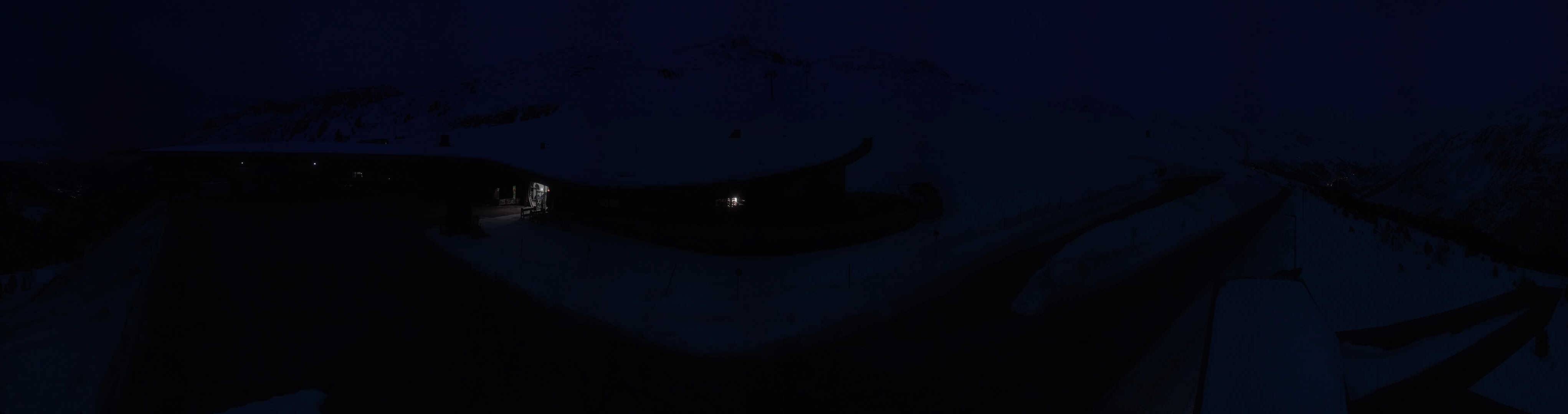 Archiv Foto Webcam Timmelsjoch: Mautstation Top Mountain Crosspoint