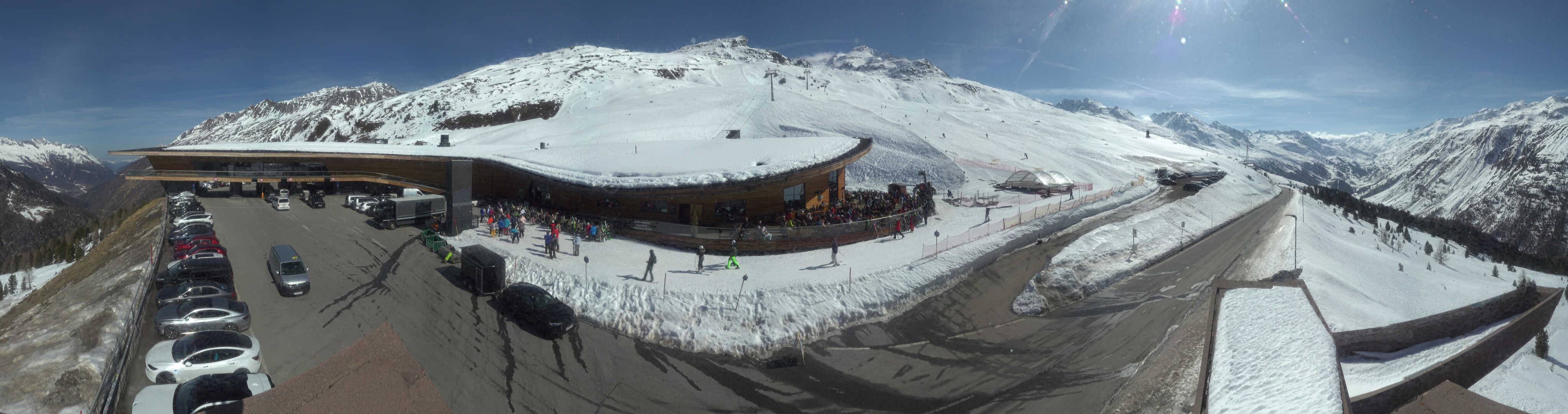 Archiv Foto Webcam Timmelsjoch: Mautstation Top Mountain Crosspoint