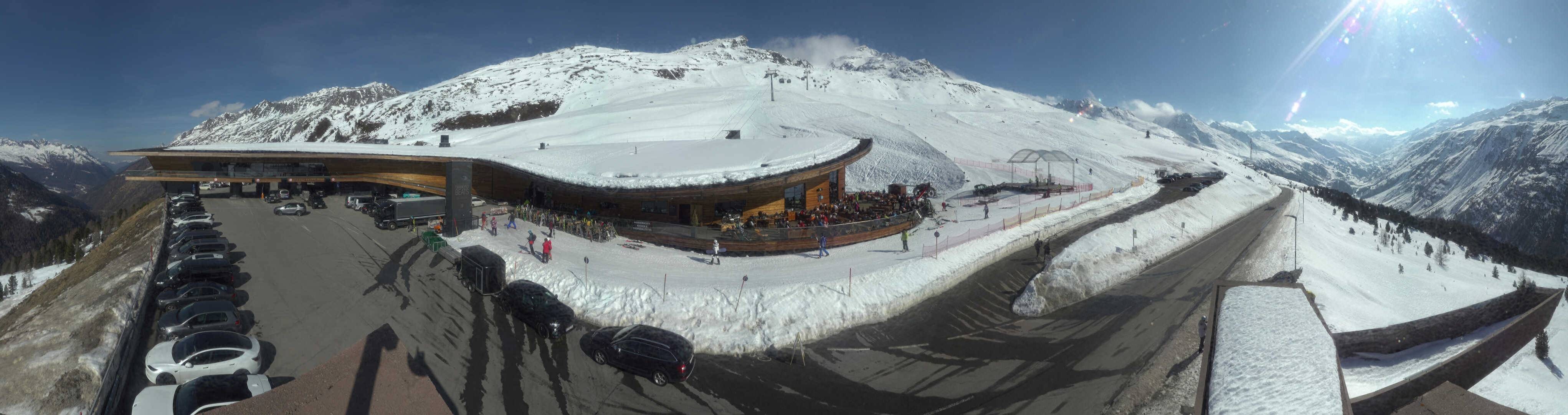 Archiv Foto Webcam Timmelsjoch: Mautstation Top Mountain Crosspoint