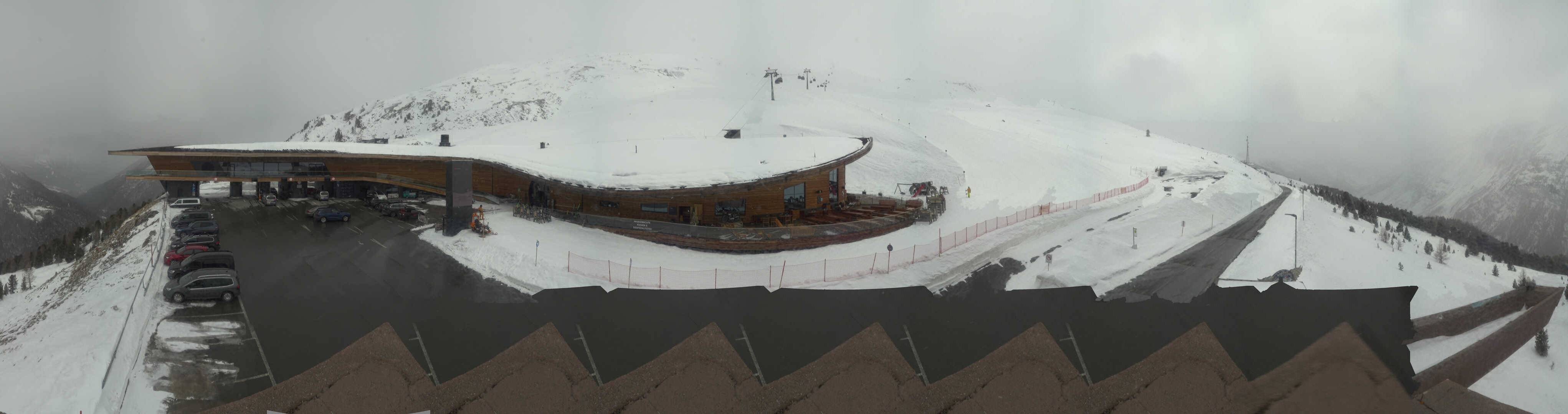 Archiv Foto Webcam Timmelsjoch: Mautstation Top Mountain Crosspoint