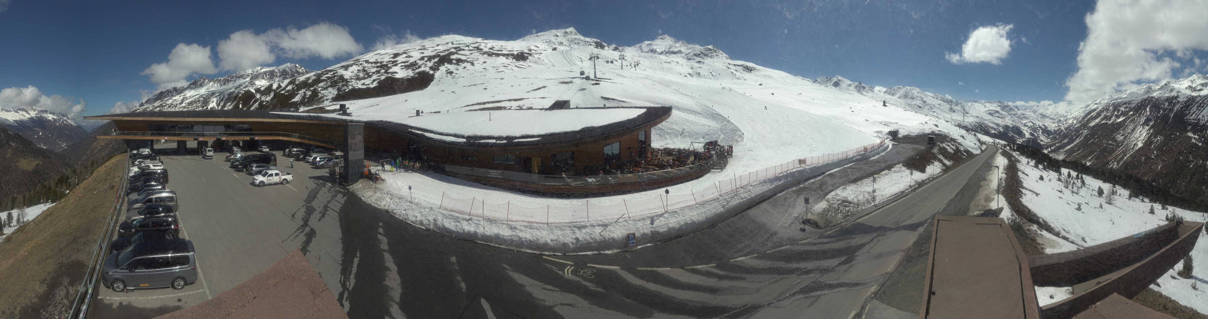 Archiv Foto Webcam Timmelsjoch: Mautstation Top Mountain Crosspoint