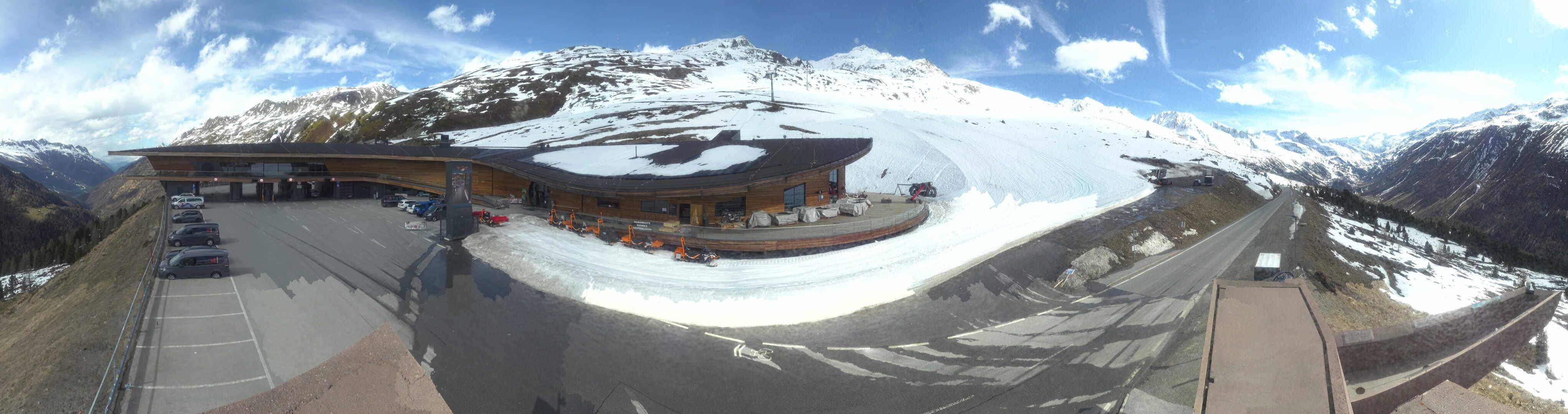 Archiv Foto Webcam Timmelsjoch: Mautstation Top Mountain Crosspoint