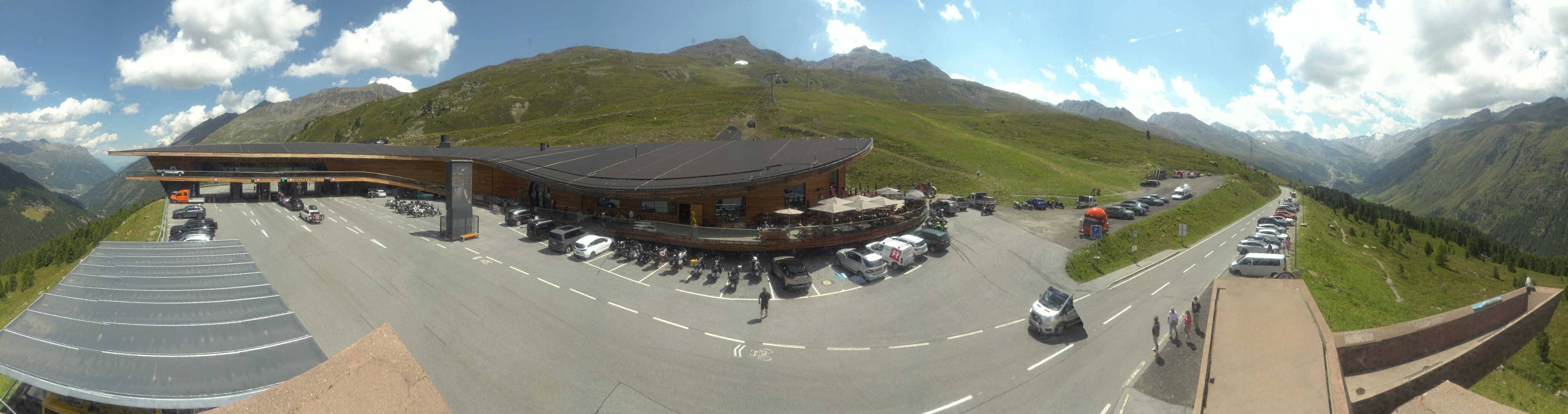 Archiv Foto Webcam Timmelsjoch: Mautstation Top Mountain Crosspoint