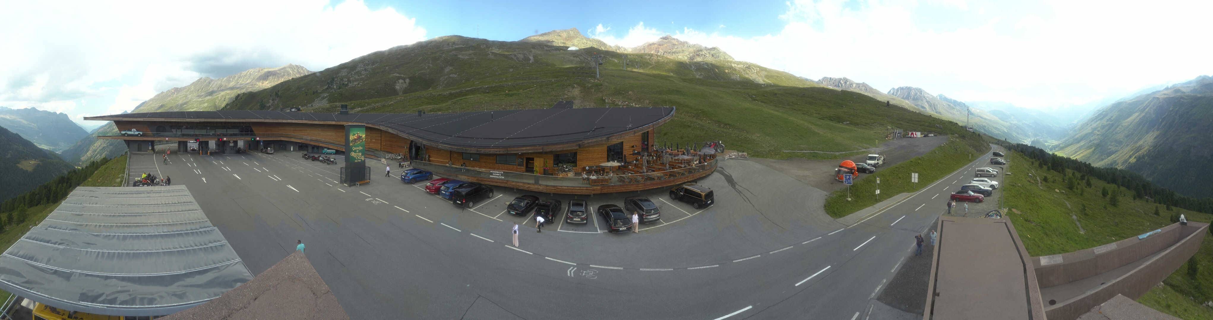 Archiv Foto Webcam Timmelsjoch: Mautstation Top Mountain Crosspoint