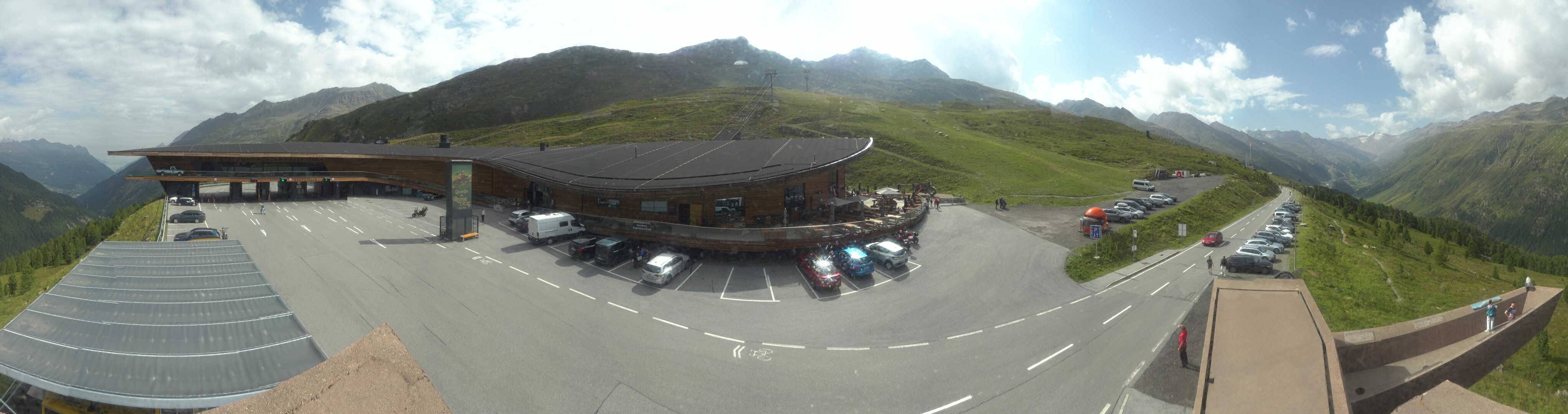 Archiv Foto Webcam Timmelsjoch: Mautstation Top Mountain Crosspoint