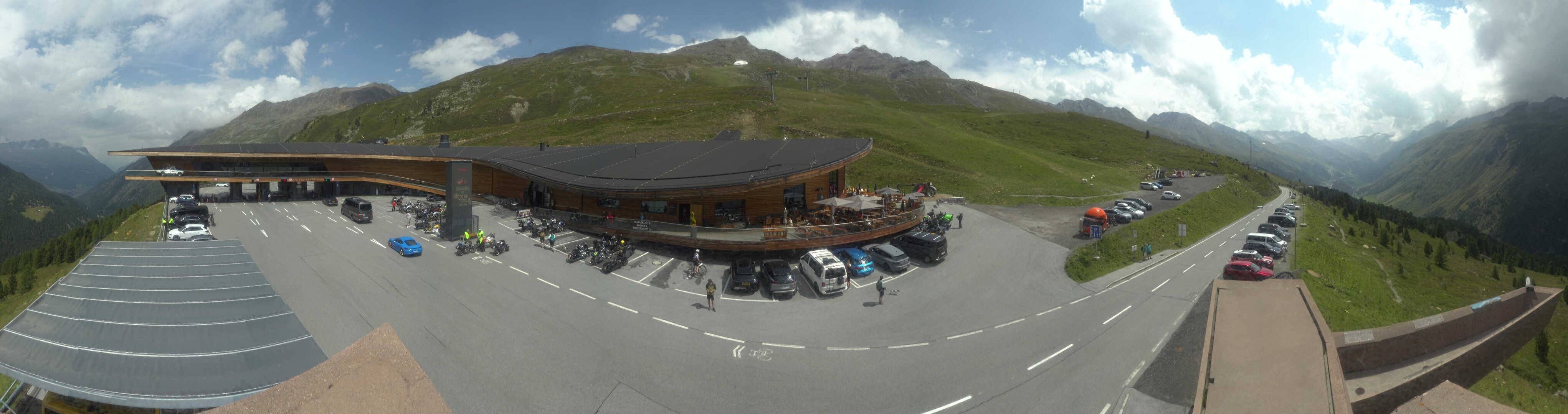 Archiv Foto Webcam Timmelsjoch: Mautstation Top Mountain Crosspoint