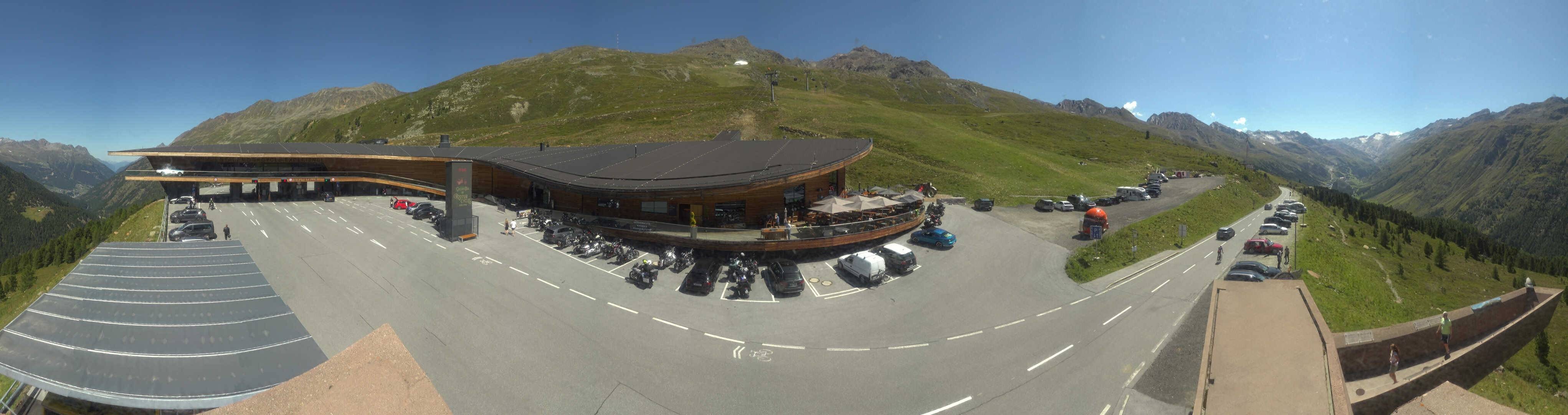 Archiv Foto Webcam Timmelsjoch: Mautstation Top Mountain Crosspoint