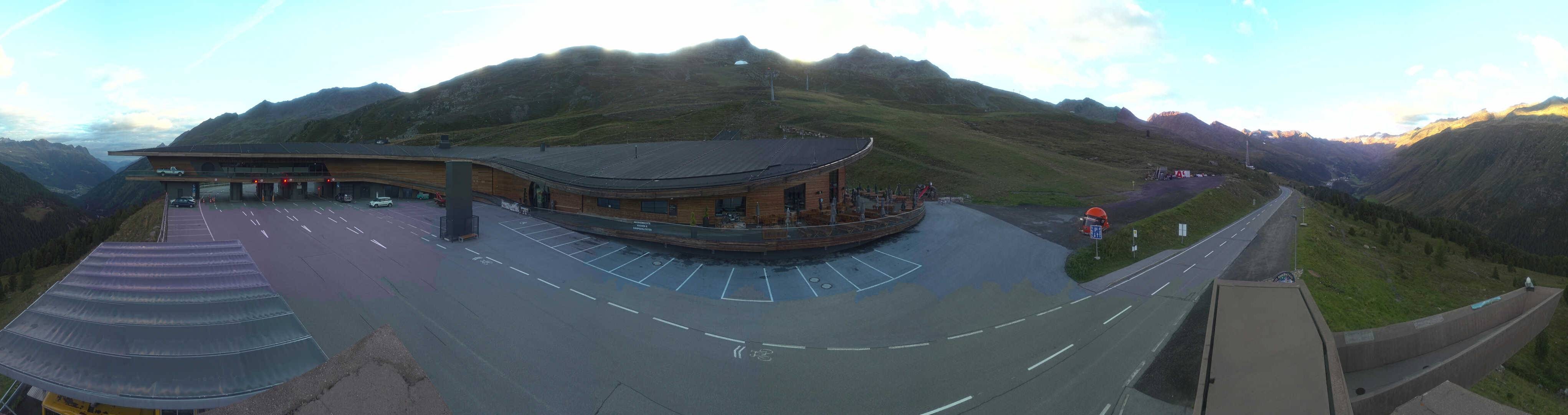 Archived image Webcam Timmelsjoch - Top Mountain Crosspoint