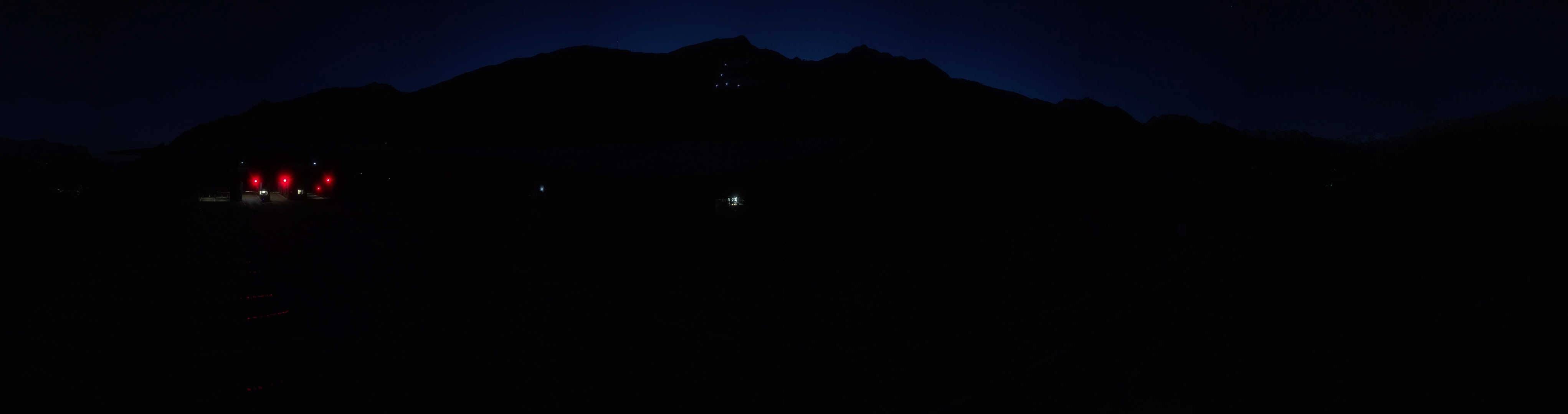 Archiv Foto Webcam Timmelsjoch: Mautstation Top Mountain Crosspoint
