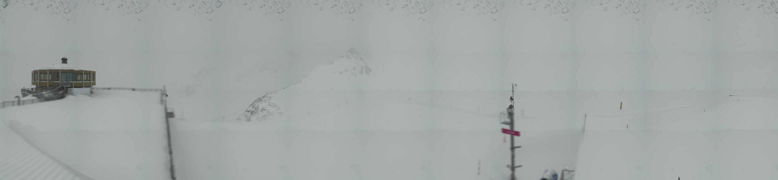 Archiv Foto Webcam Mountain Restaurant Mittelallalin