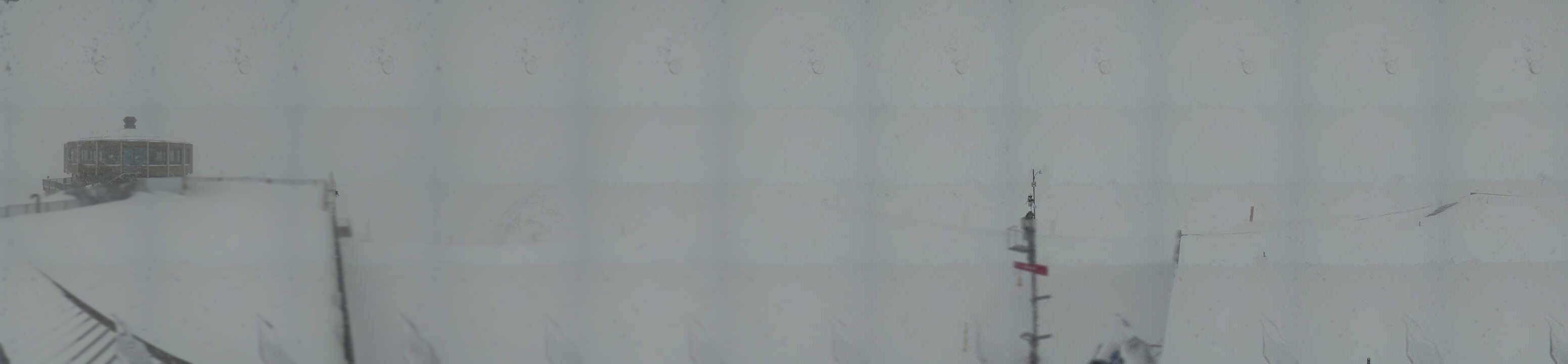 Archiv Foto Webcam Mountain Restaurant Mittelallalin