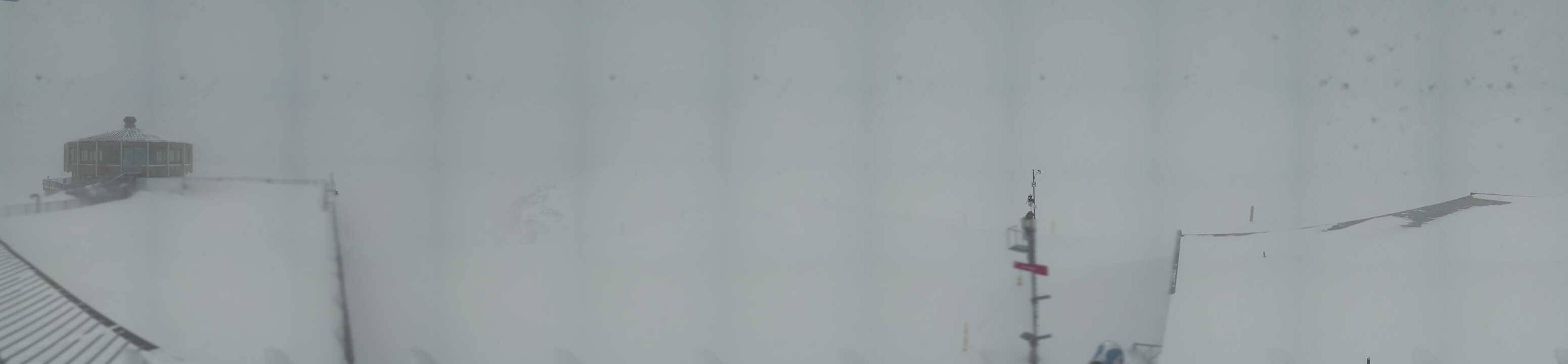 Archiv Foto Webcam Mountain Restaurant Mittelallalin