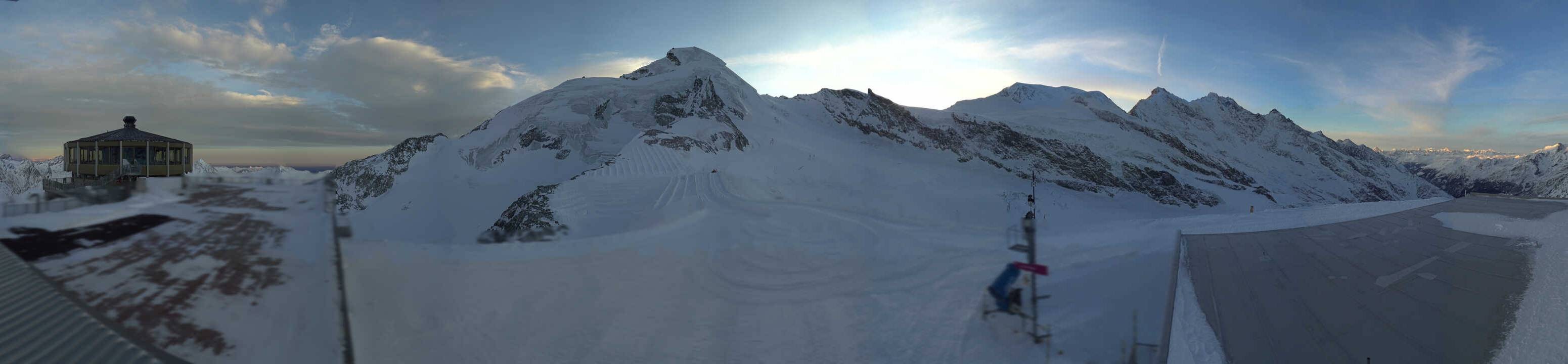 Archiv Foto Webcam Mountain Restaurant Mittelallalin