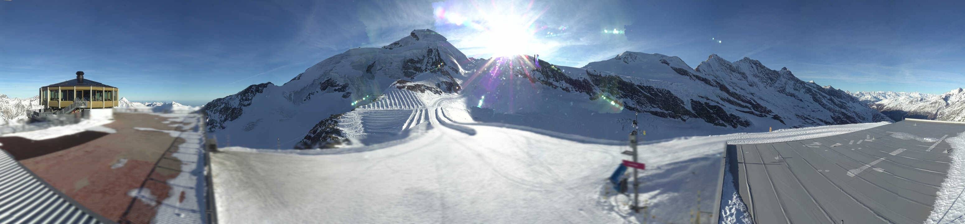 Archived image Webcam View Mountain Restaurant Mittelallalin