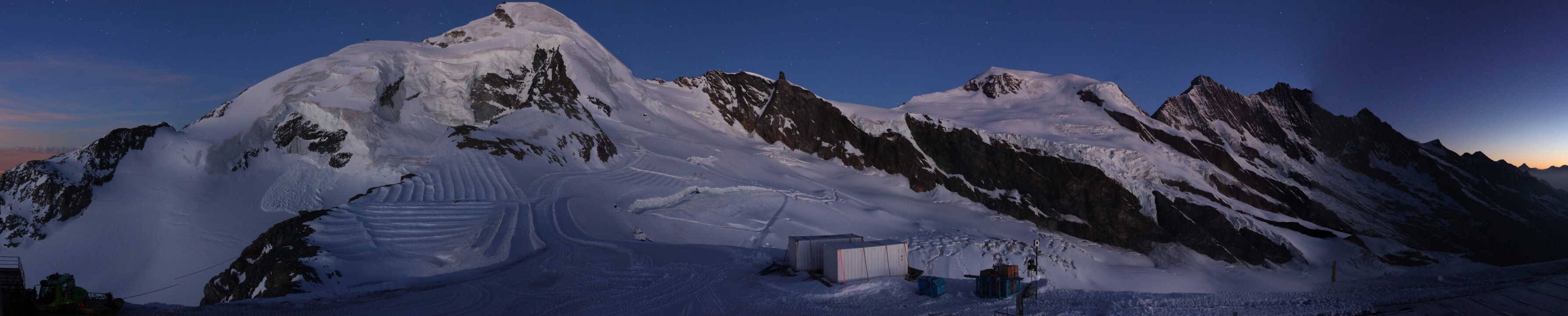 Archiv Foto Webcam Mountain Restaurant Mittelallalin