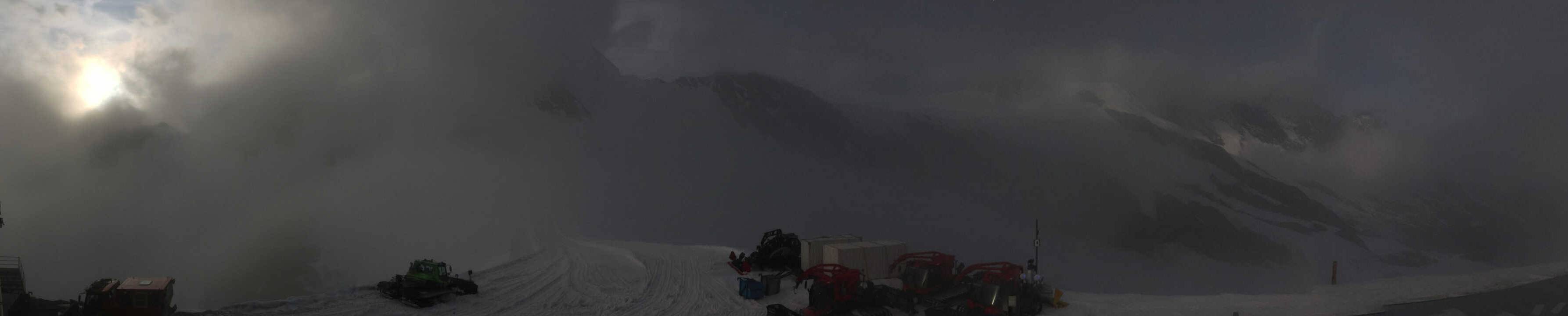 Archiv Foto Webcam Mountain Restaurant Mittelallalin