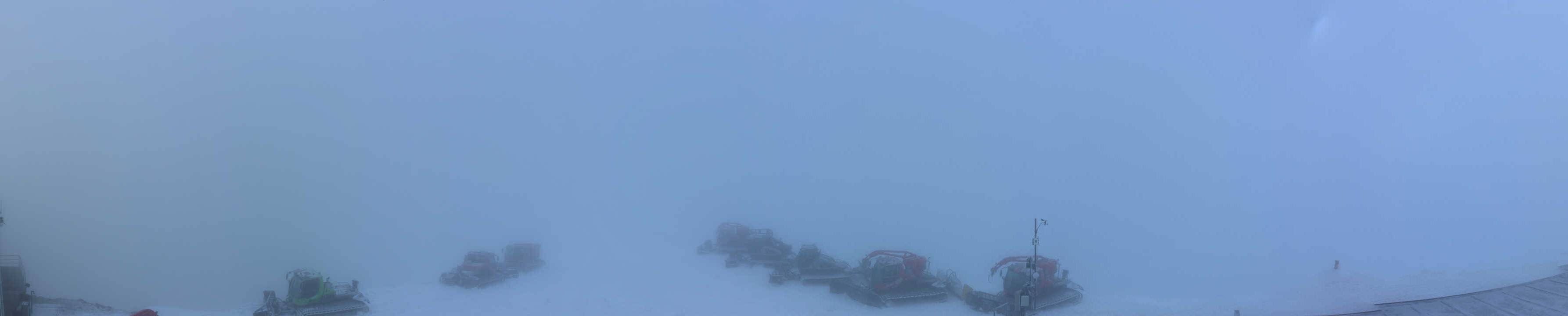 Archived image Webcam View Mountain Restaurant Mittelallalin