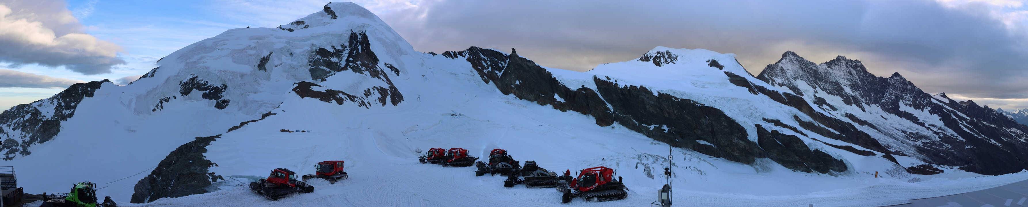 Archiv Foto Webcam Mountain Restaurant Mittelallalin