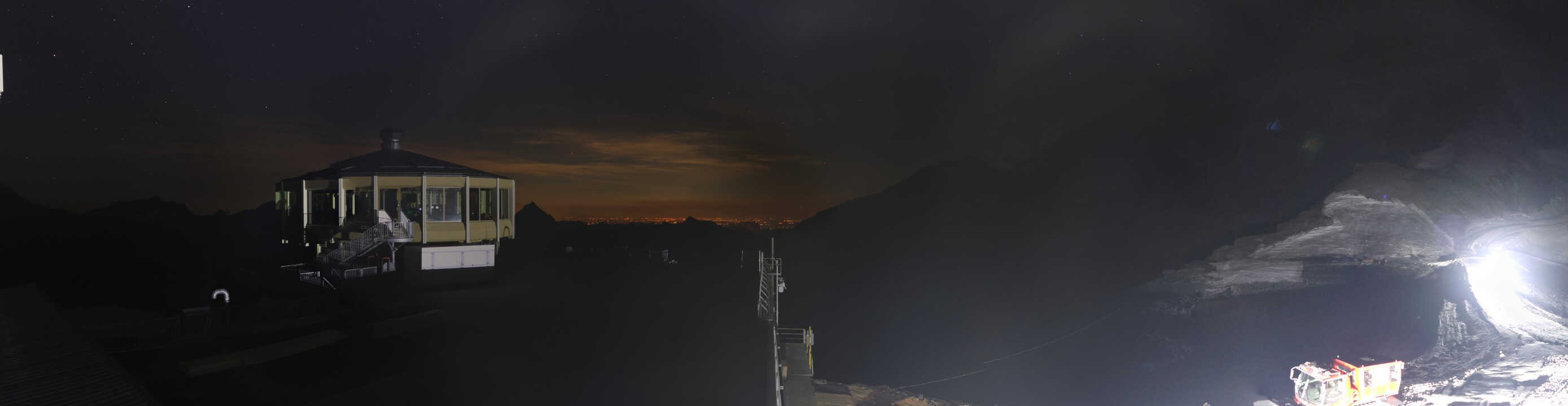 Archiv Foto Webcam Mountain Restaurant Mittelallalin