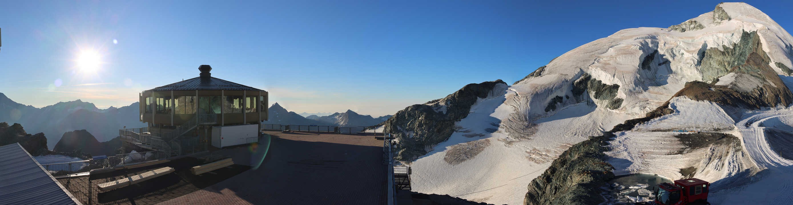 Archiv Foto Webcam Mountain Restaurant Mittelallalin