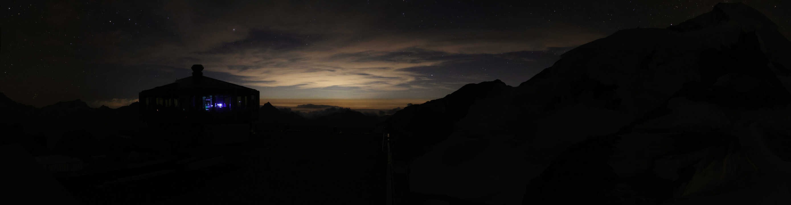 Archiv Foto Webcam Mountain Restaurant Mittelallalin
