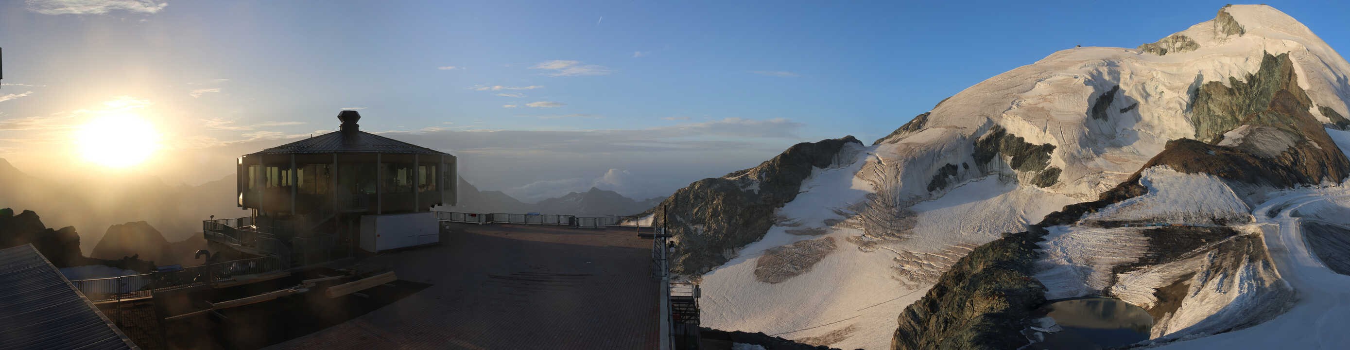 Archiv Foto Webcam Mountain Restaurant Mittelallalin