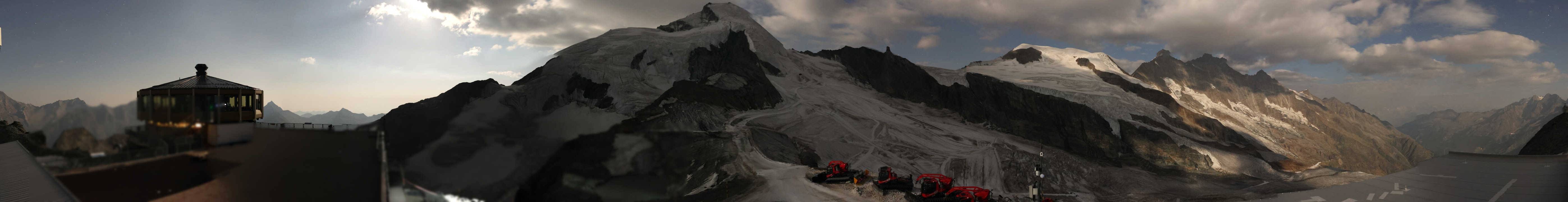 Archiv Foto Webcam Mountain Restaurant Mittelallalin