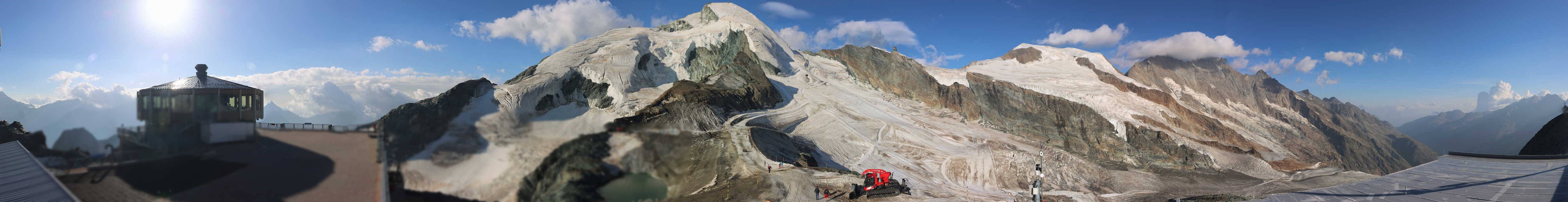 Archived image Webcam View Mountain Restaurant Mittelallalin