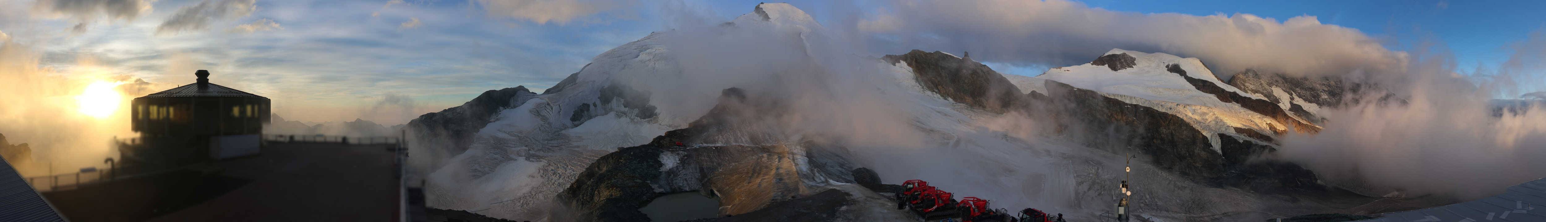 Archiv Foto Webcam Mountain Restaurant Mittelallalin